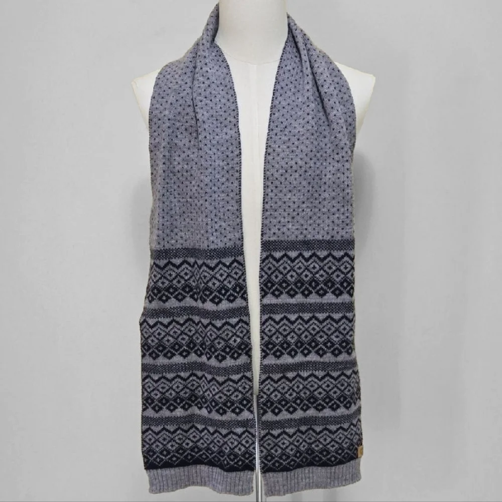 Icewear Vidar Warm Wool Scarf Iceland Fair Isle‎ Gray Navy Reversible Maxwin